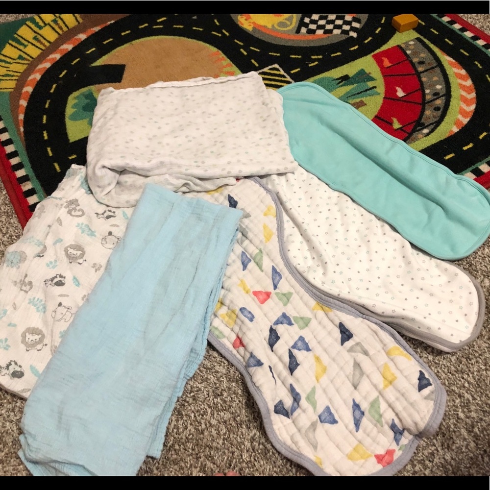 Swaddlers & burp cloths